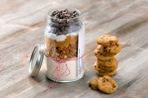 Chocolate Gingerbread Crunch Cookies - Mason Jar Cookie Mix
